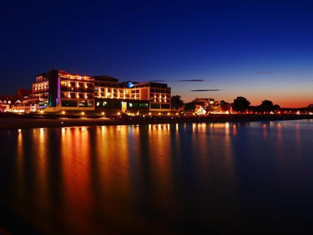 Bayside Hotel ชาร์บอยท์ซ ภายนอก รูปภาพ